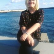 Привет всем. Ищу любую работу. Желательно part-time на выходных.